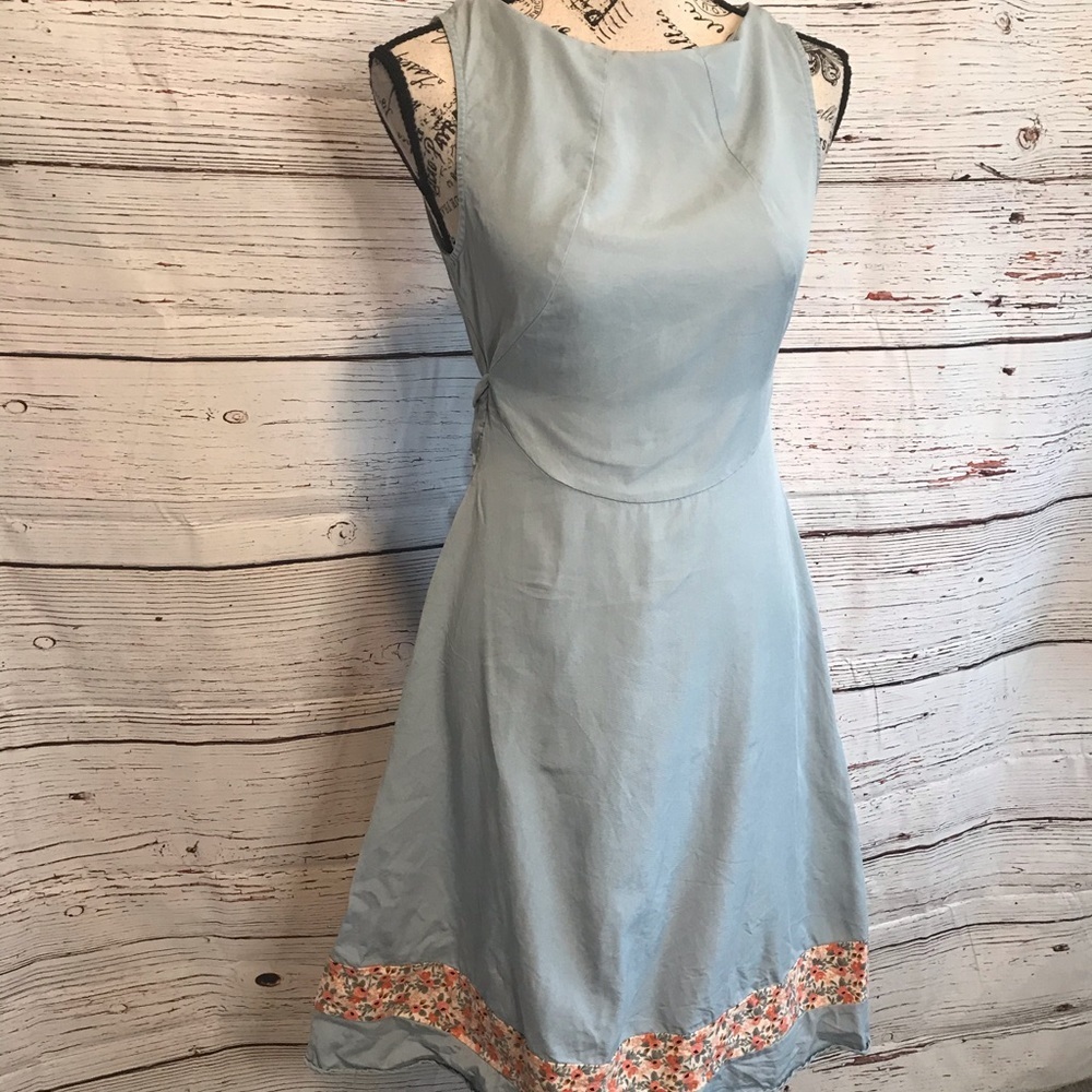 Zara Sky Blue Midi Dress with Floral Detail - Picture 3 of 9